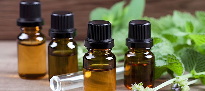 Solución de llenadora y máquina etiquetadora para Aceite esencial